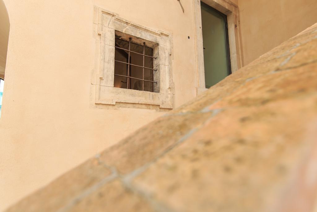 Hotel Casa Rosati Fontecchio Exterior foto